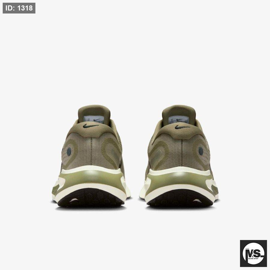 נעלי ריצת כביש לגברים של Nike Journey Run