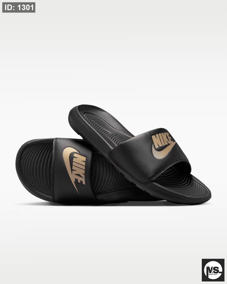 מגלשות לגברים של Nike Victori One