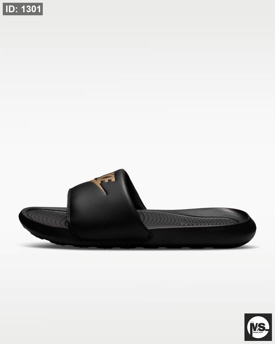 מגלשות לגברים של Nike Victori One
