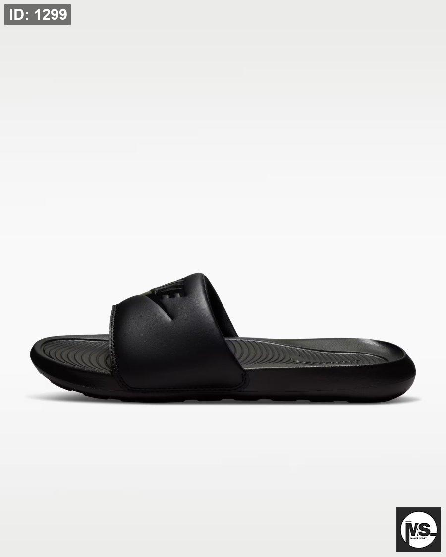 מגלשות לגברים של Nike Victori One