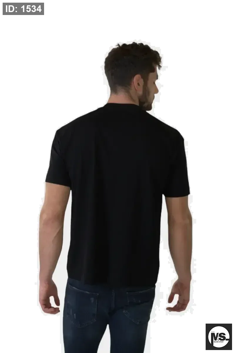 Oversize Neck Logo