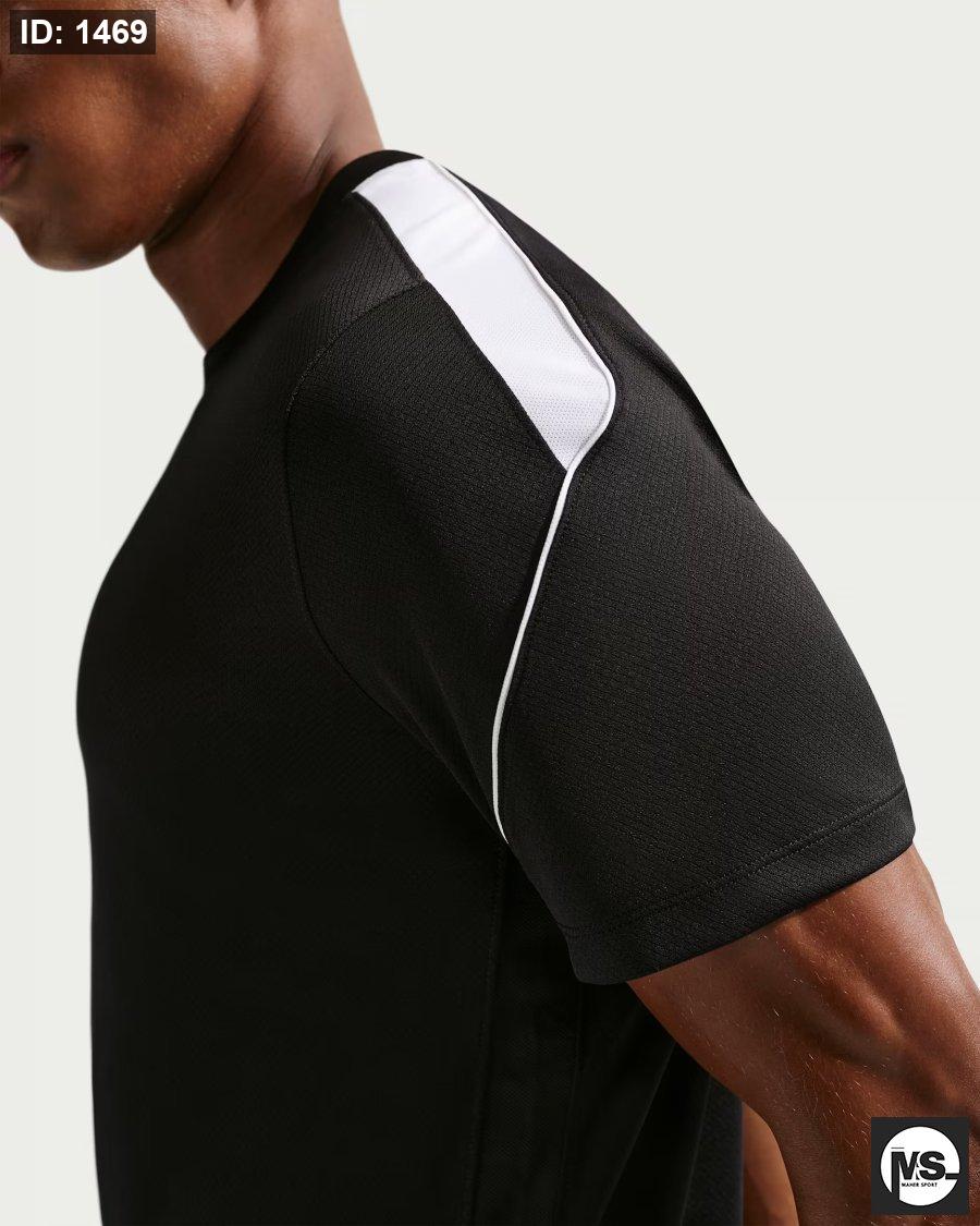 חולצת כדורגל Dri-FIT לגברים של Nike Strike עם שרוולים קצרים
