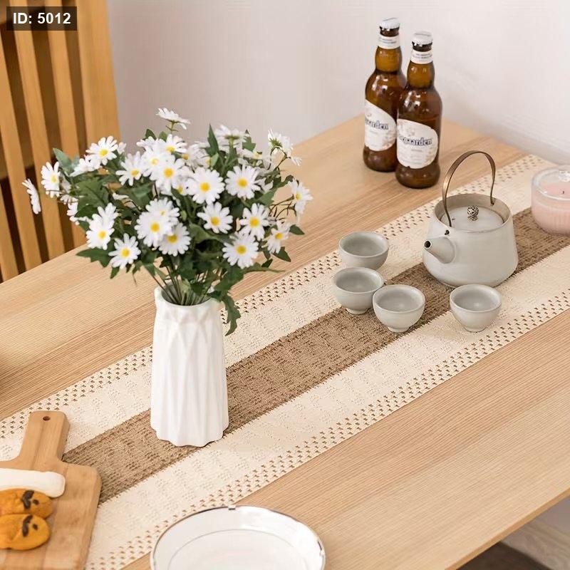 Runner woven linear tablecloth with a bohemian design