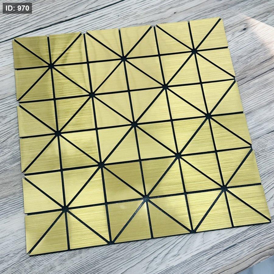 עיצוב קיר מתכת זהוב, 30*30 ס"מ