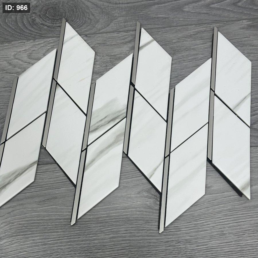 עיצוב קיר מעץ שיש לבן, 33*25 ס"מ