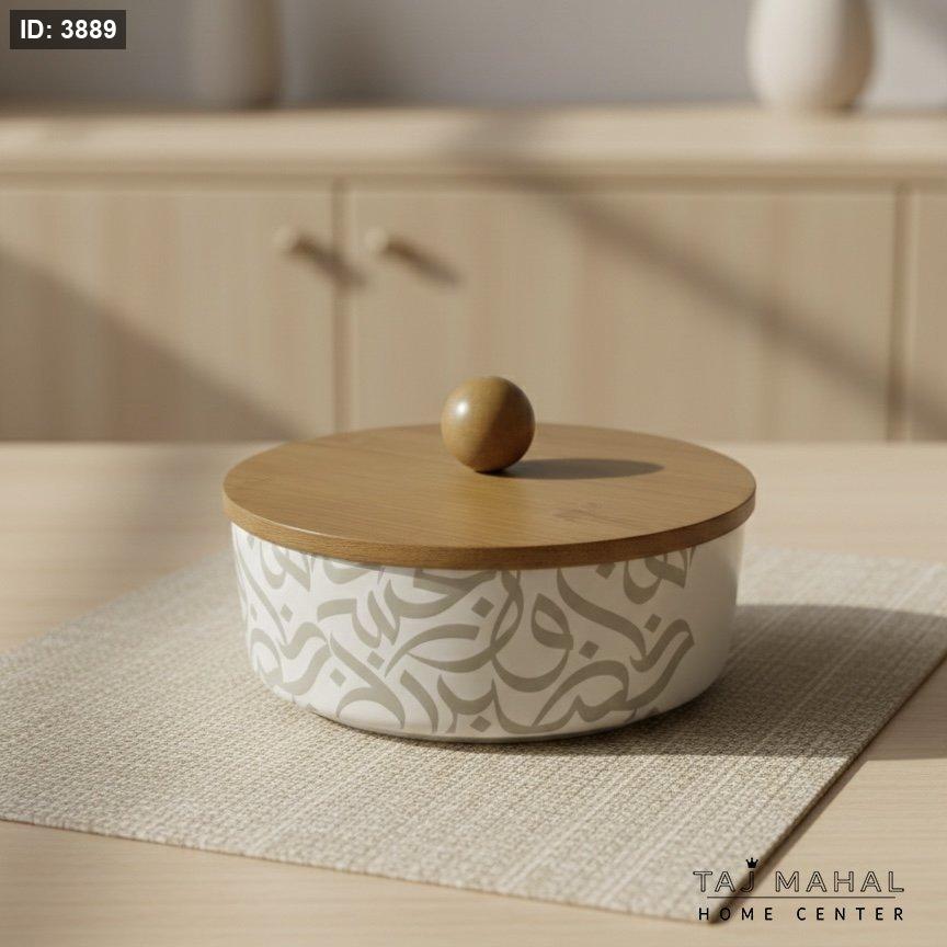 Ceramic bowl with wooden lid