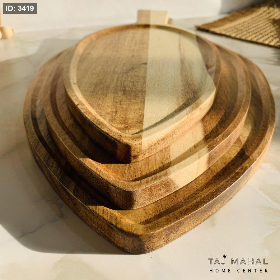 Wooden trays shaped like leaves