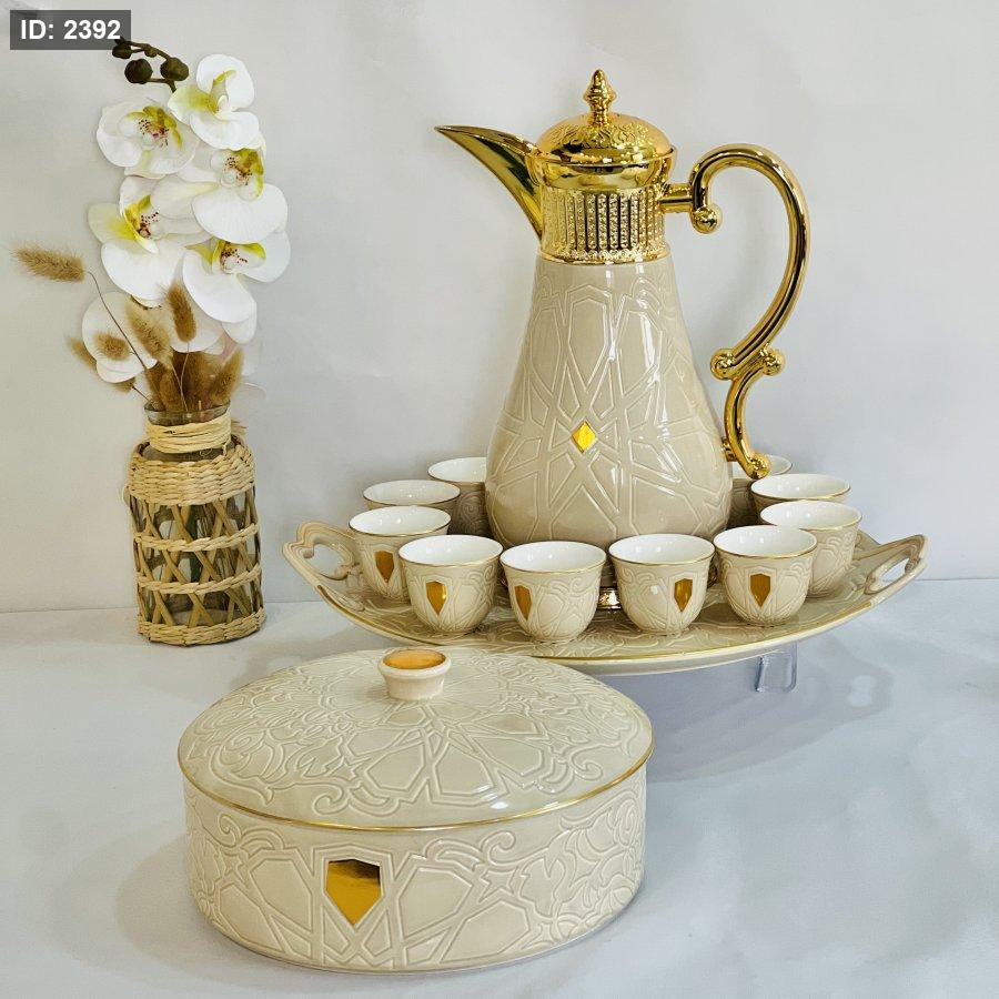 Hostess rounded light cappuccino