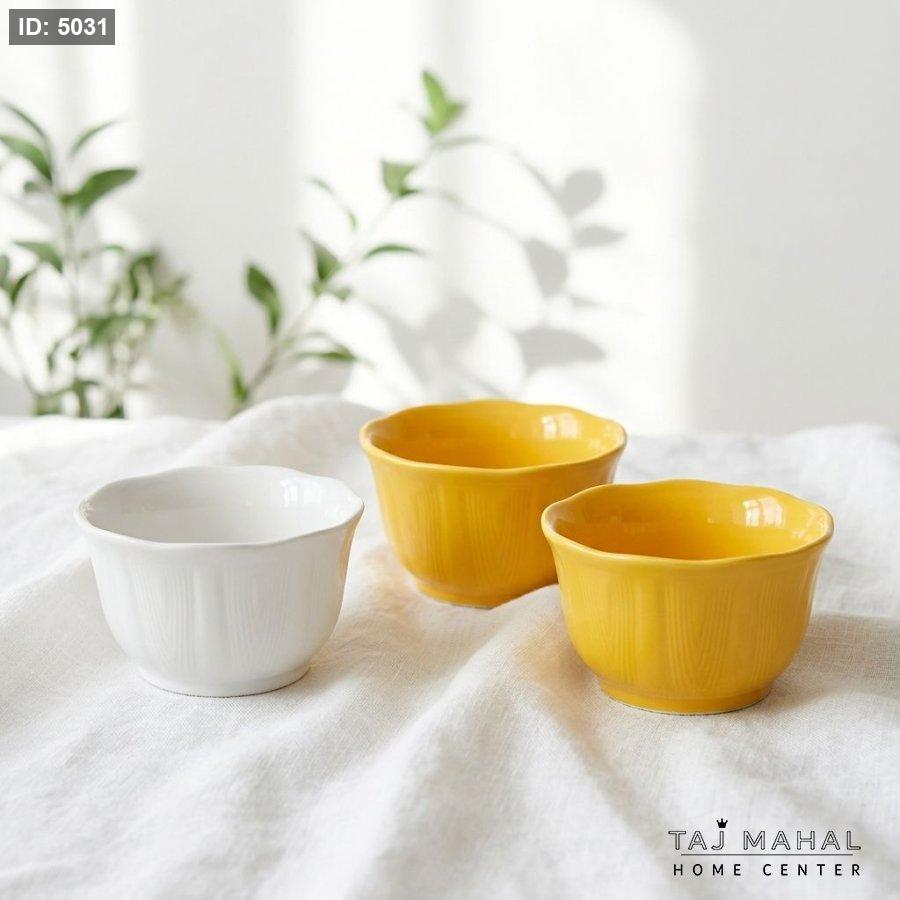 A set of porcelain yogurt plates with wavy edges, 3 pieces